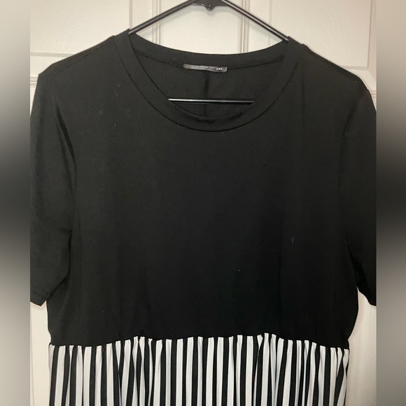 Striped Dress - Picture 3 of 6